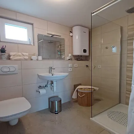 Beachfront With Balcony And Sea View *