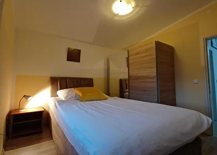 Beachfront With Balcony And Sea View Vrsi